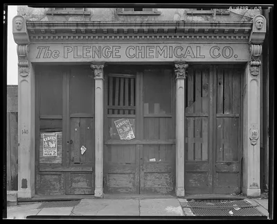 Nineteenth-century shop front. Charleston, South Carolina, 1936